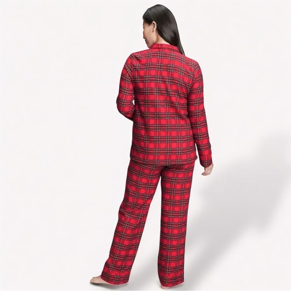 GAP Red Plaid Women’s Flannel Pajamas - Picture 4 of 4